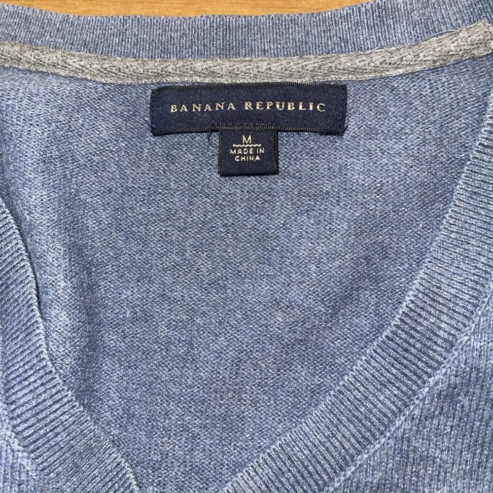 Banana Republic‎ Sweater Men M Blue Cashmere Blend Long Sleeve Preppy